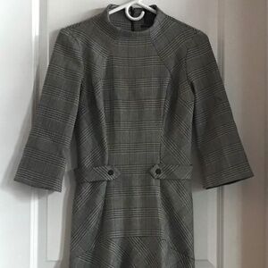 CUE houndstooth dress size 8